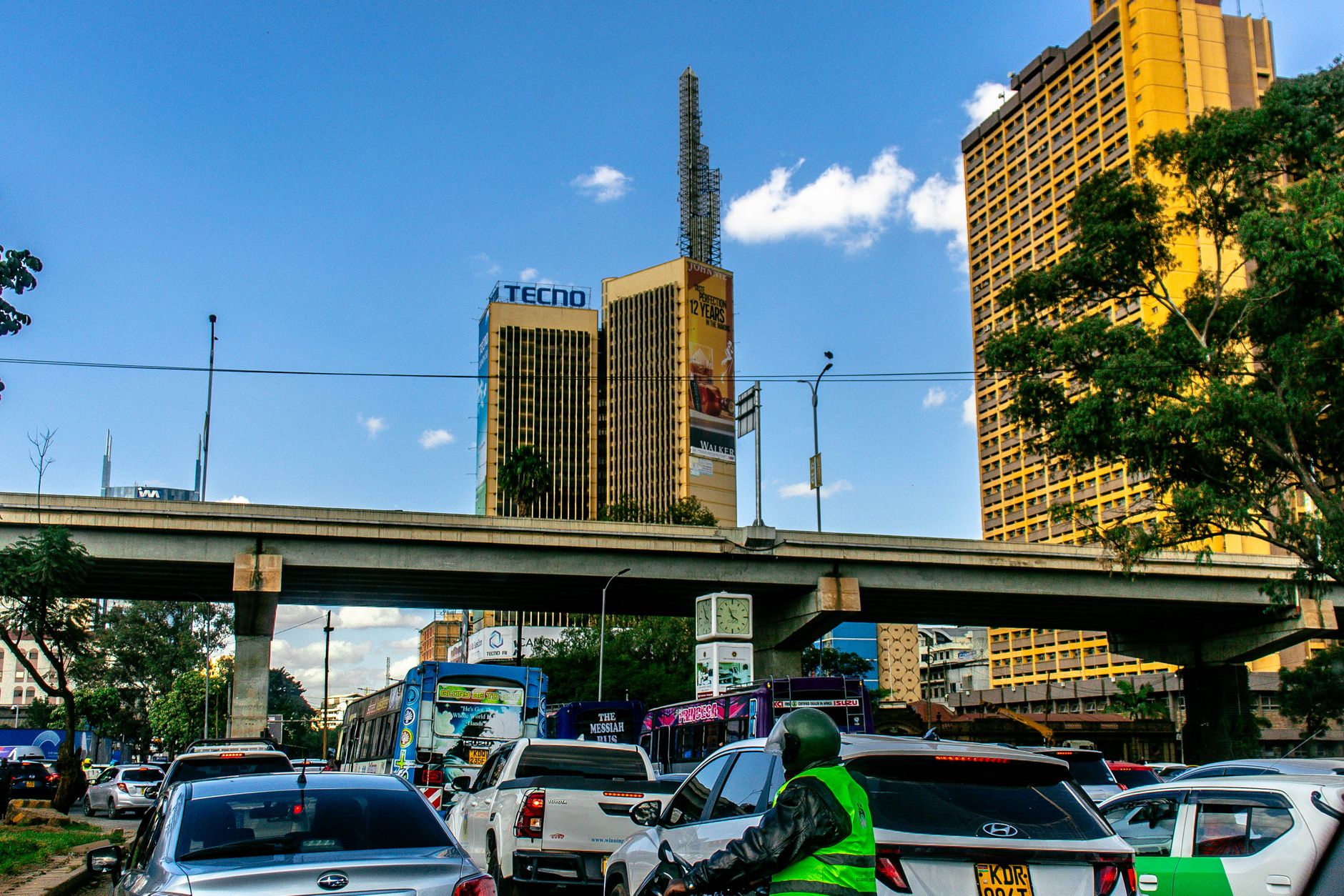 AI's Impact on Kenyan Business Operations & Decision-Making in 2024